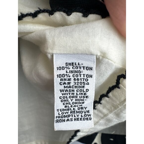 Women’s We Love Vera Size 8 Black & White Patterned Skirt. - Picture 6 of 6